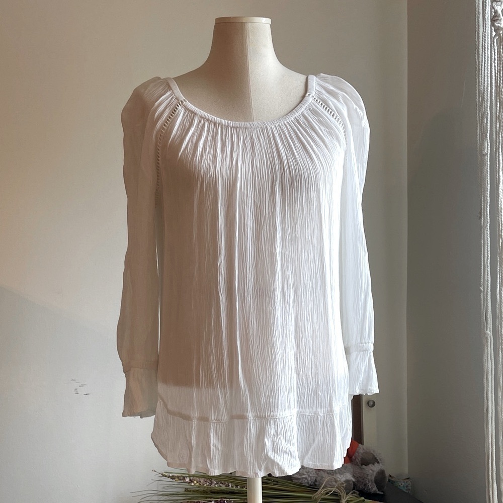 *Like New* INC Women’s White Flowy Semi Sheer Boho Peasant Top Poet Blouse Lace